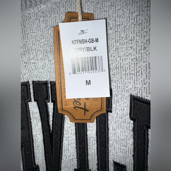 Nashville Crewneck Sweater in Light Gray - Picture 4 of 9